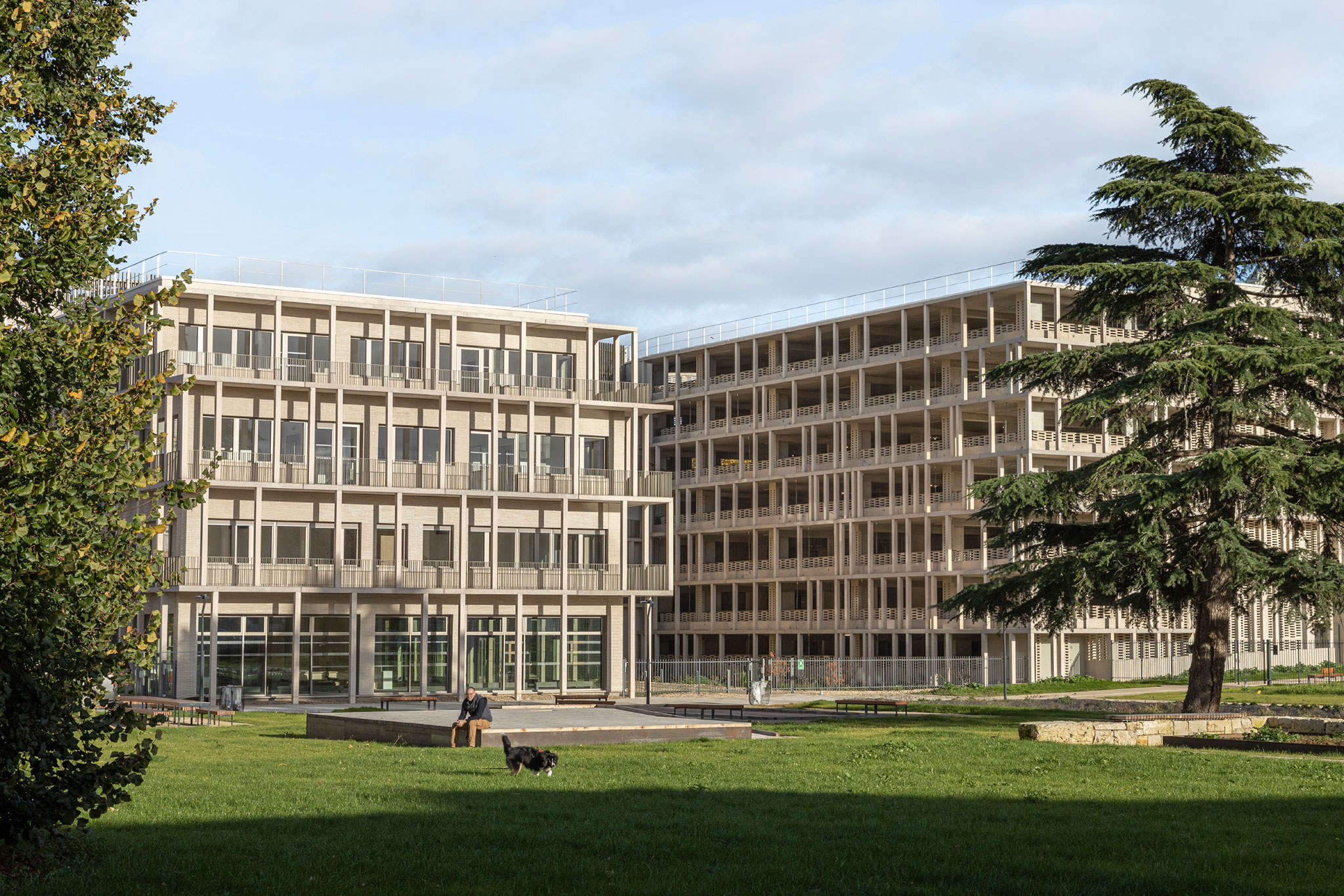Eure Paramedical Training Institute (IFPE) by VIB architecture. Photograph by Cyrille Lallement.