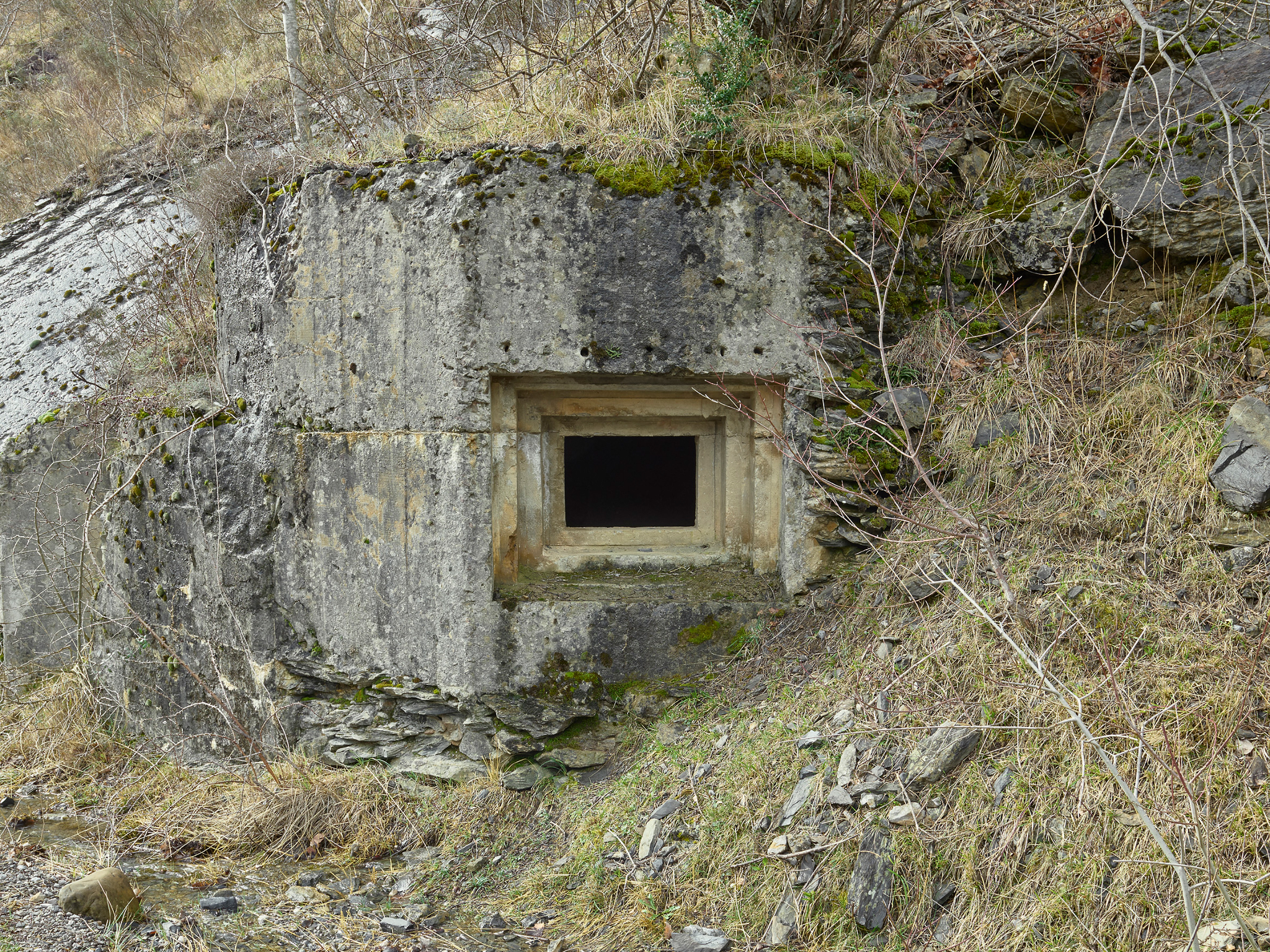 NR 106 Hoz de Jaca, Work 41, Machine gun. Coordinates 42.67163, -0.32199. Altitude 1,031 m. 15/2/2024. Photograph by Iñaki Bergera.