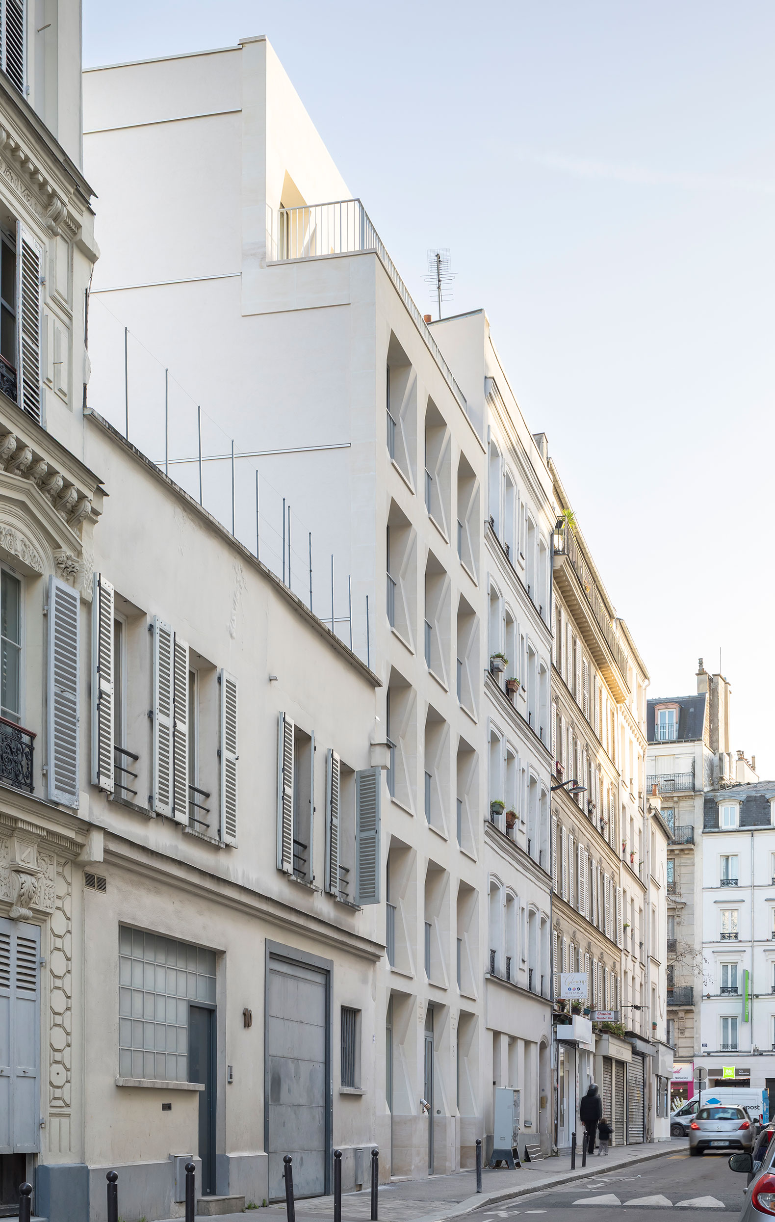 «La Pension de famille des Apennins» por CQFD Architecture. Fotografía por Sergio Grazia.