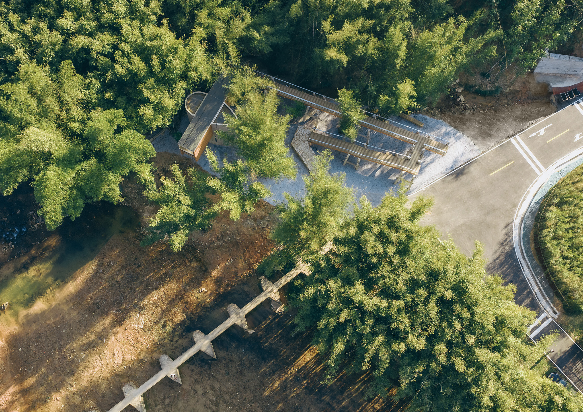 Huizhou Vernacular Historic Bridges Micro-Museum by LUO studio. Photograph by Zhu Yumeng.
