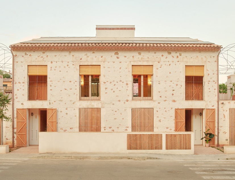 "Ses Veles Puigpunyent" by Alventosa Morell Arquitectes and Joan Josep Fortuny Giró. Photography by José Hevia