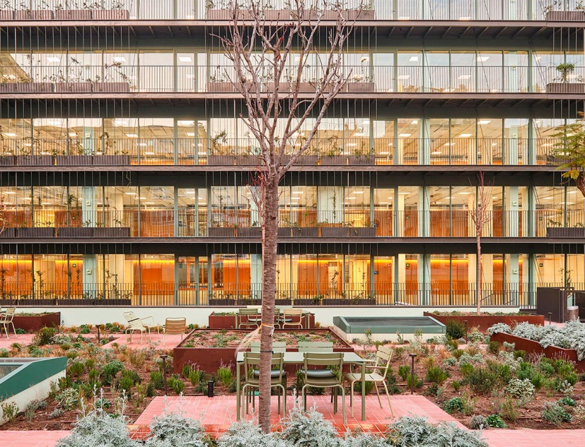 Renovation of the Aribau195 building by scob. Photograph by Adrià Goula