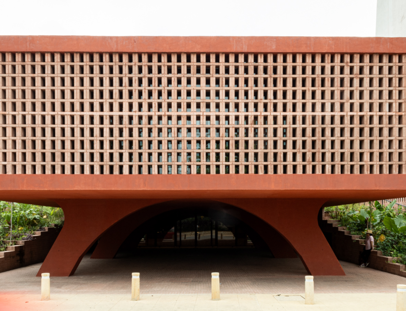 "La Cacaotera" Regional Museum by Laboratorio regional de arquitectura + Taller Mauricio Rocha + Samuele Xompero. Photograph by Miguel Cobos