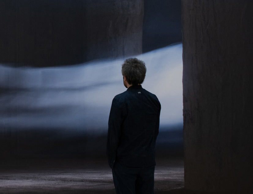 «Umbral» por Manuel Álvarez Diestro y Karlos Gil. Fotografía por Manuel Álvarez Diestro 