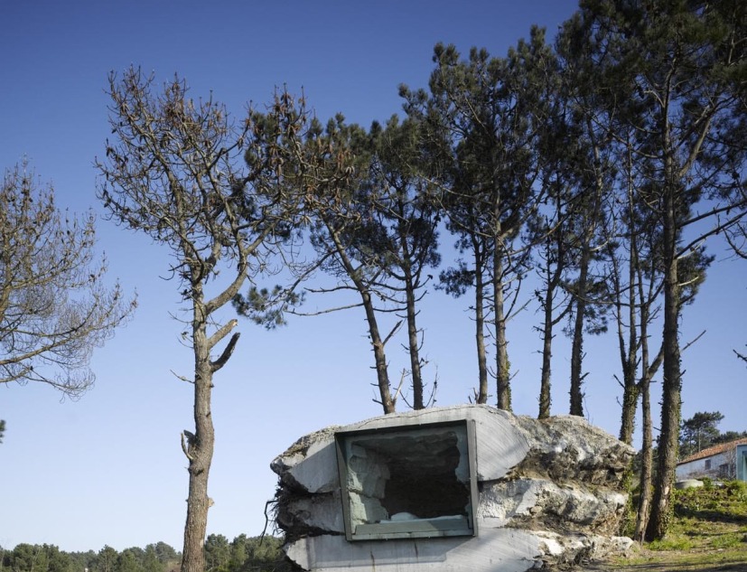 Truffle House by Ensamble Studio. Photography © Roland Halbe