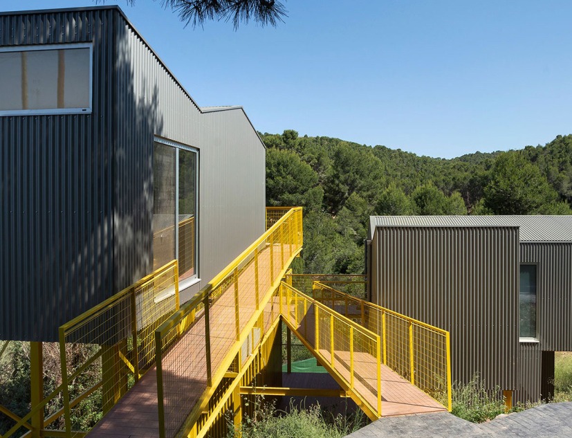 rNrH industrialized home by Juan Marco Arquitectos. Photograph by Diego Opazo