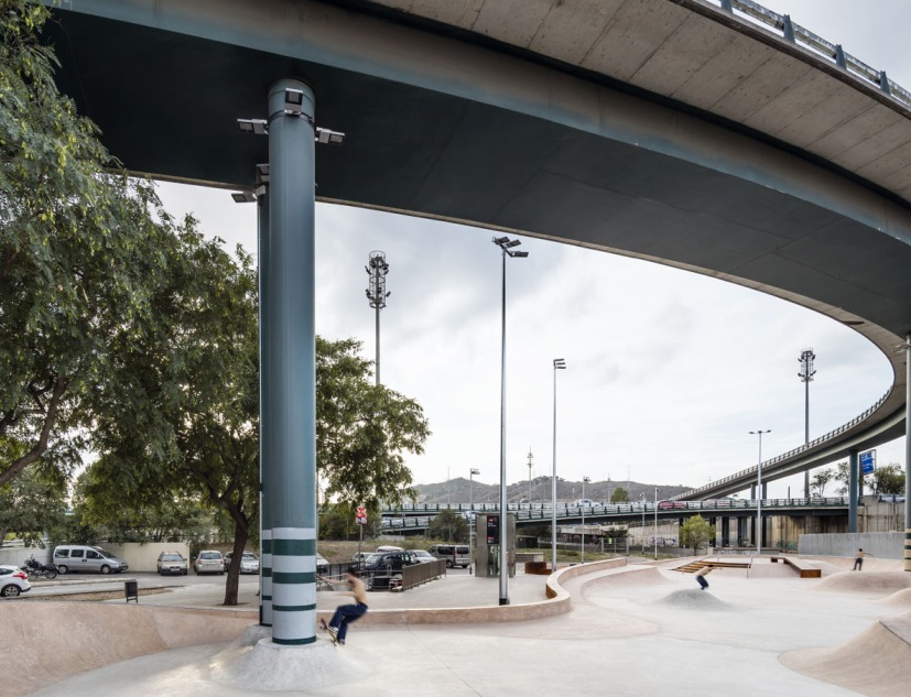SCOB: Skate Park en Baró de Viver, Barcelona. Fotografía por ®Adria_Goula