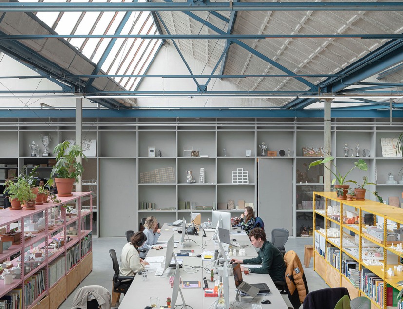 Karper K por Studioninedots. Fotografía por Sebastian van Damme