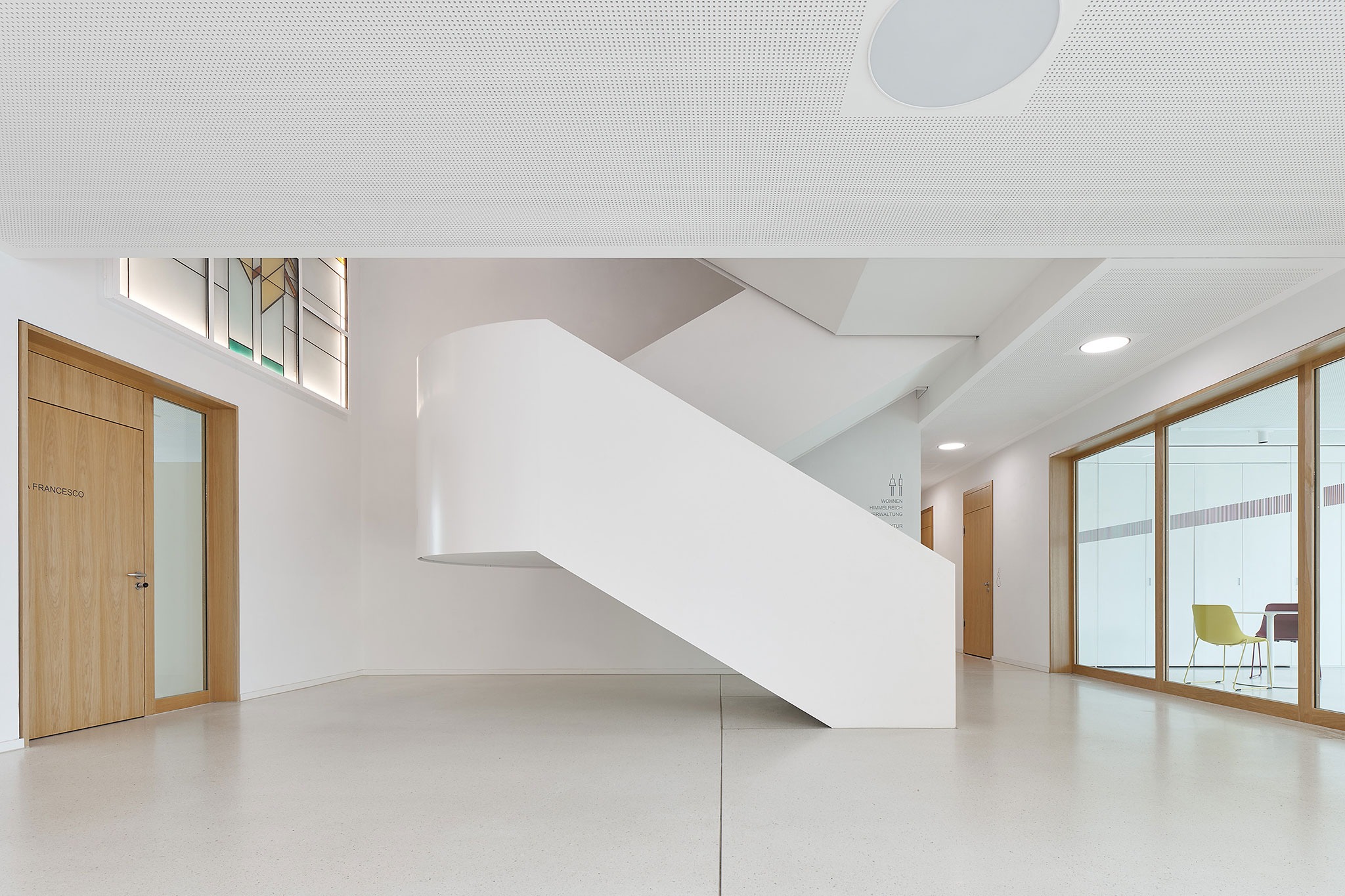 Johannesforum Community Center by Drei Architekten. Photograph by Zooey Braun. Johannesforum Community Center by Drei Architekten. Photograph by Zooey Braun.