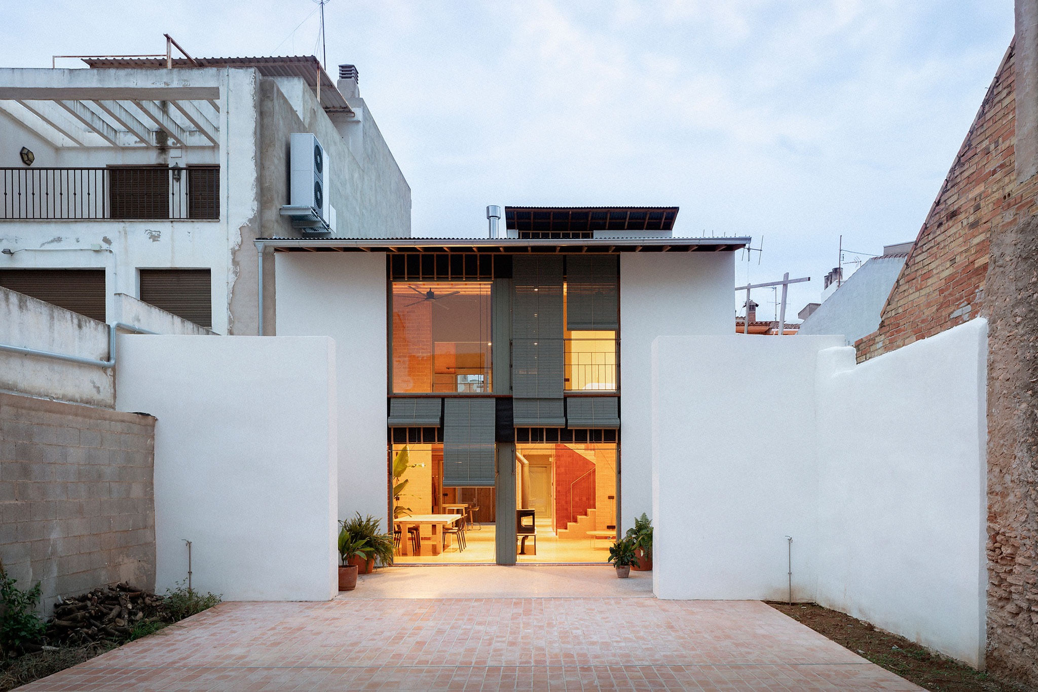 "La Sequieta" House by Lacol SCCL. Photograph by Milena Villalba.