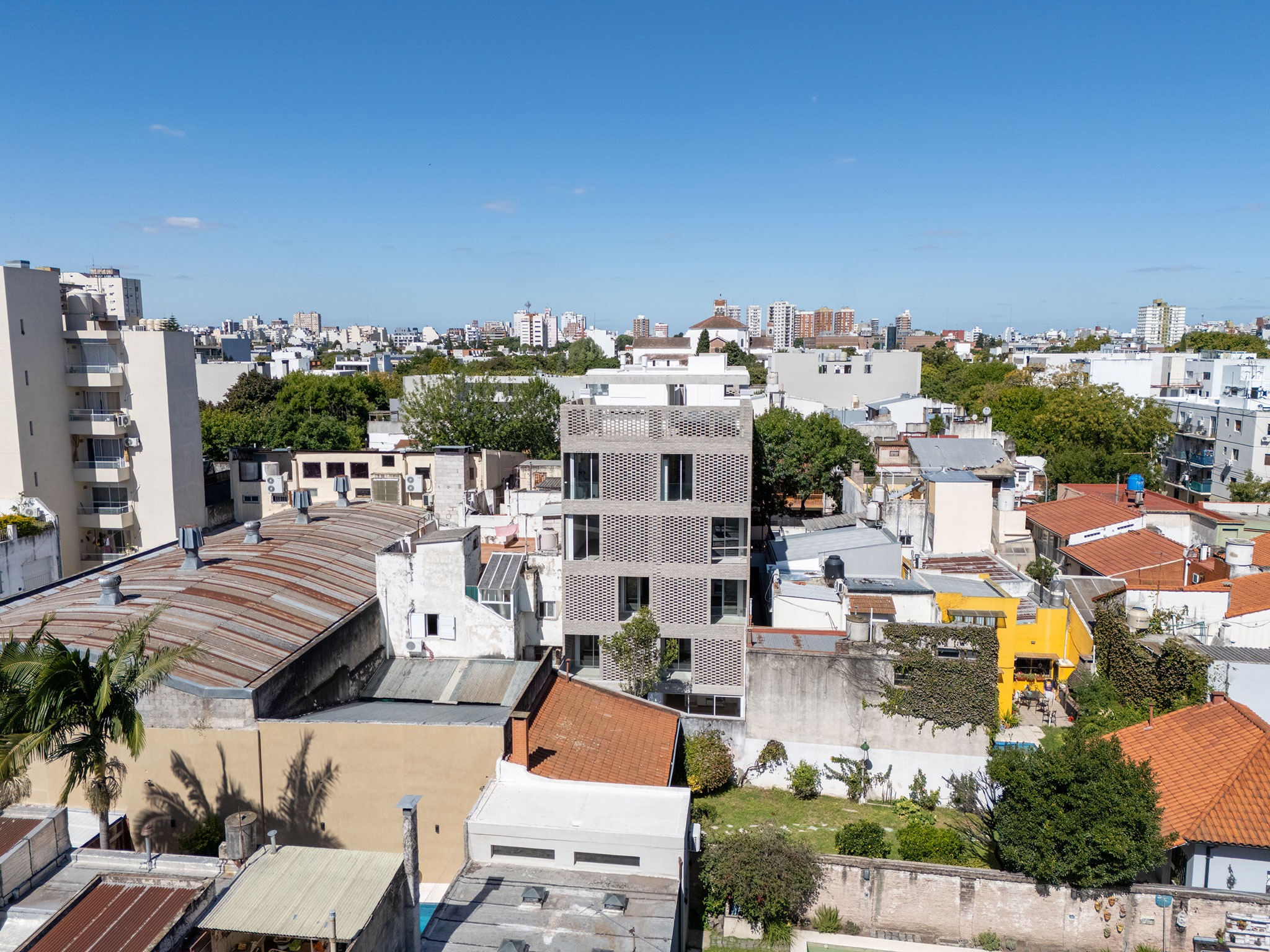 NÑZ 3949 by Estudio Arqtipo. Photograph by Israel Caire.