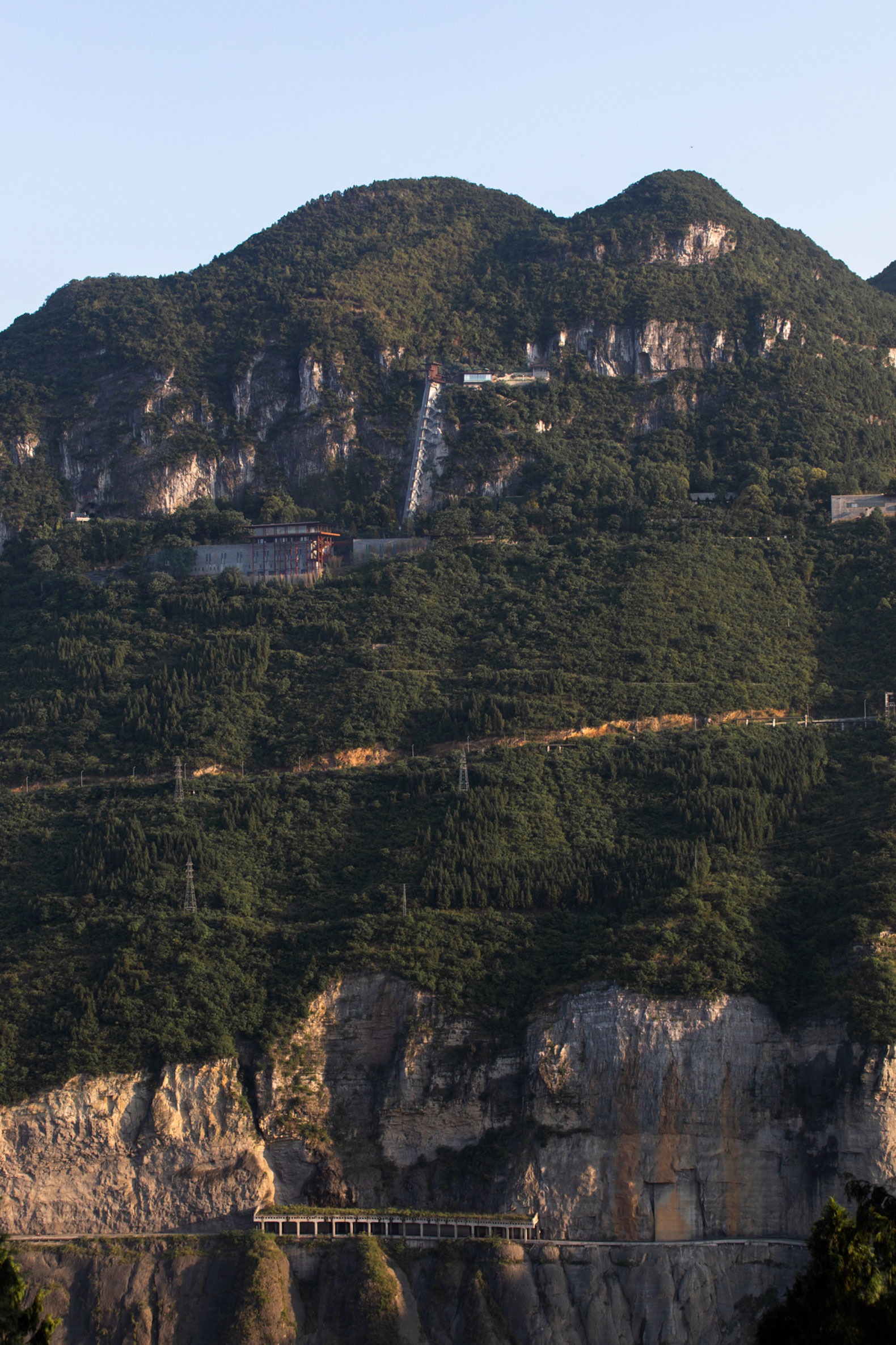 Renovating of Tianbao Cave District of Erlang Town por Jiakun Architects. Photography by Arch-Exist.