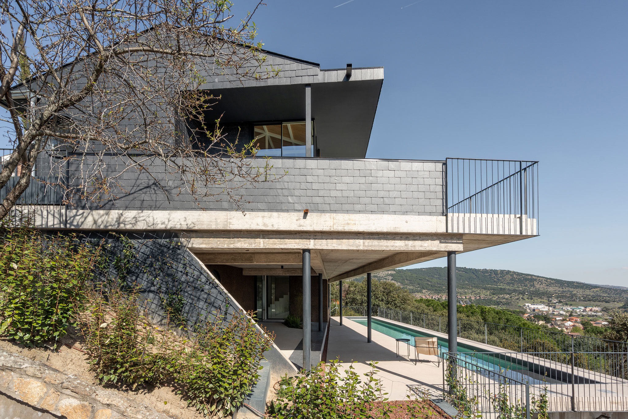 The Grasshome by EME157. Photography by Luis Asín