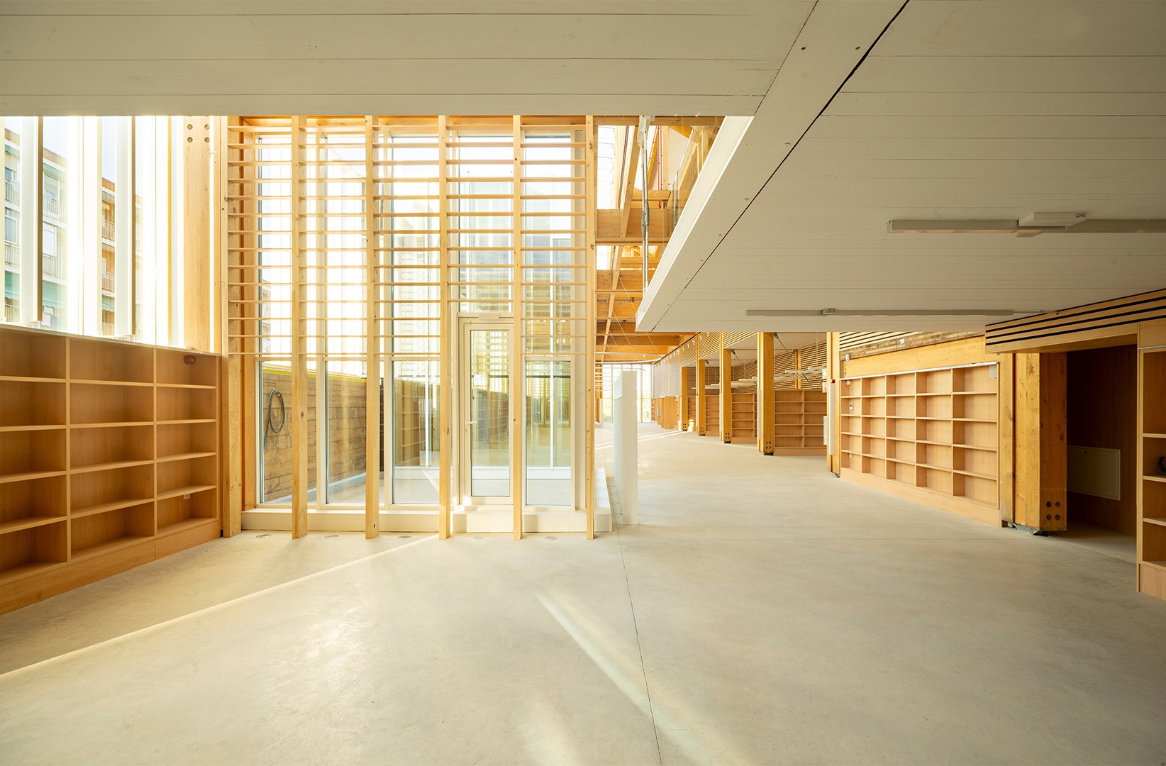 Library of a Thousand Suns by  MADC & Partners. Photograph by Javier Callejas (photographer at Verosímil) Library of a Thousand Suns by  MADC & Partners. Photograph by Javier Callejas (photographer at Verosímil)