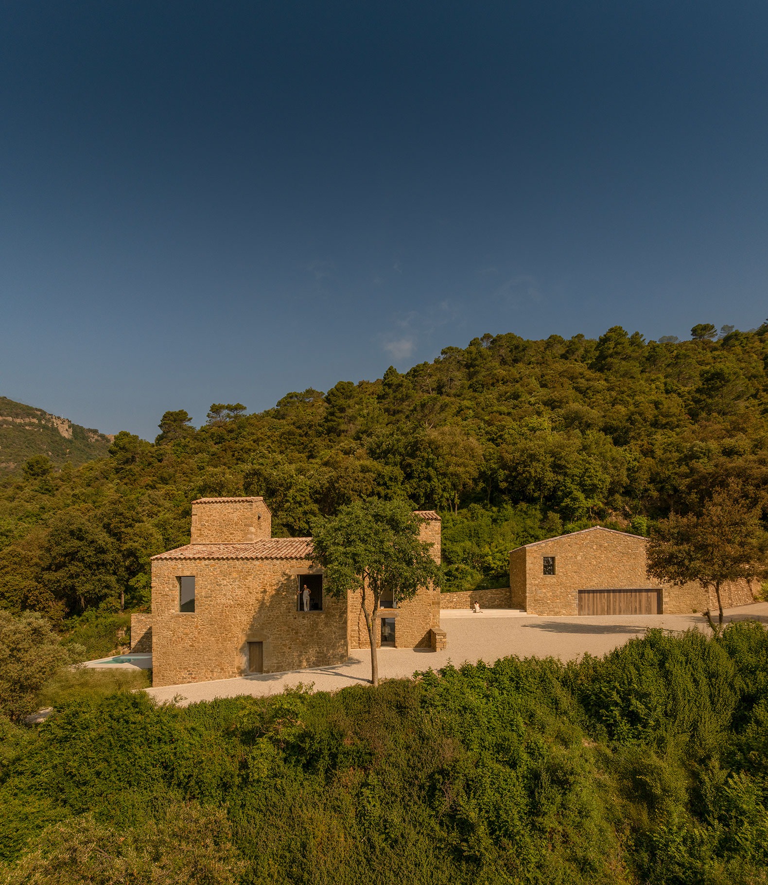 Mas Cadalt by Fran Silvestre Arquitectos. Photograph by Fernando Guerra.