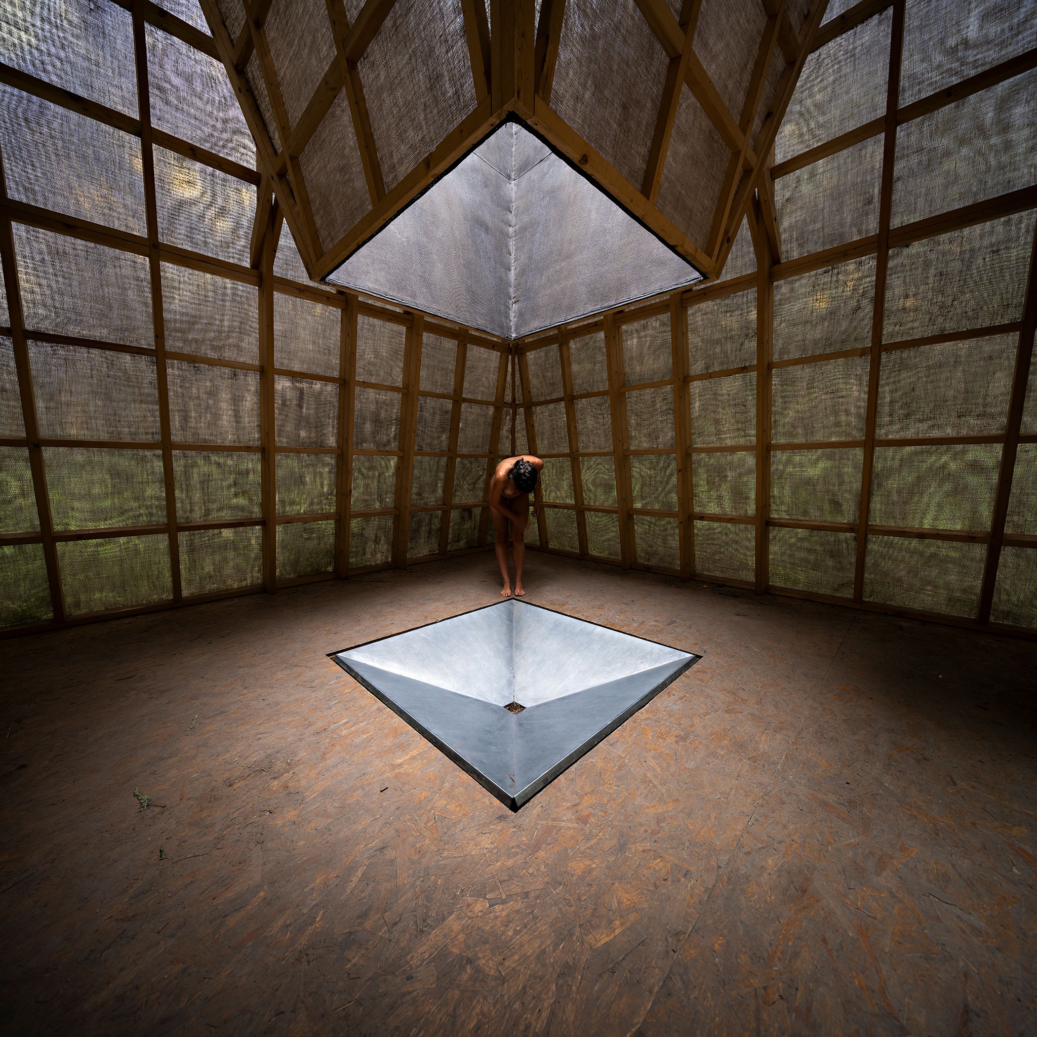 COMPLUVIUM by P + S  Estudio de Arquitectura. Photograph by Javier Callejas.