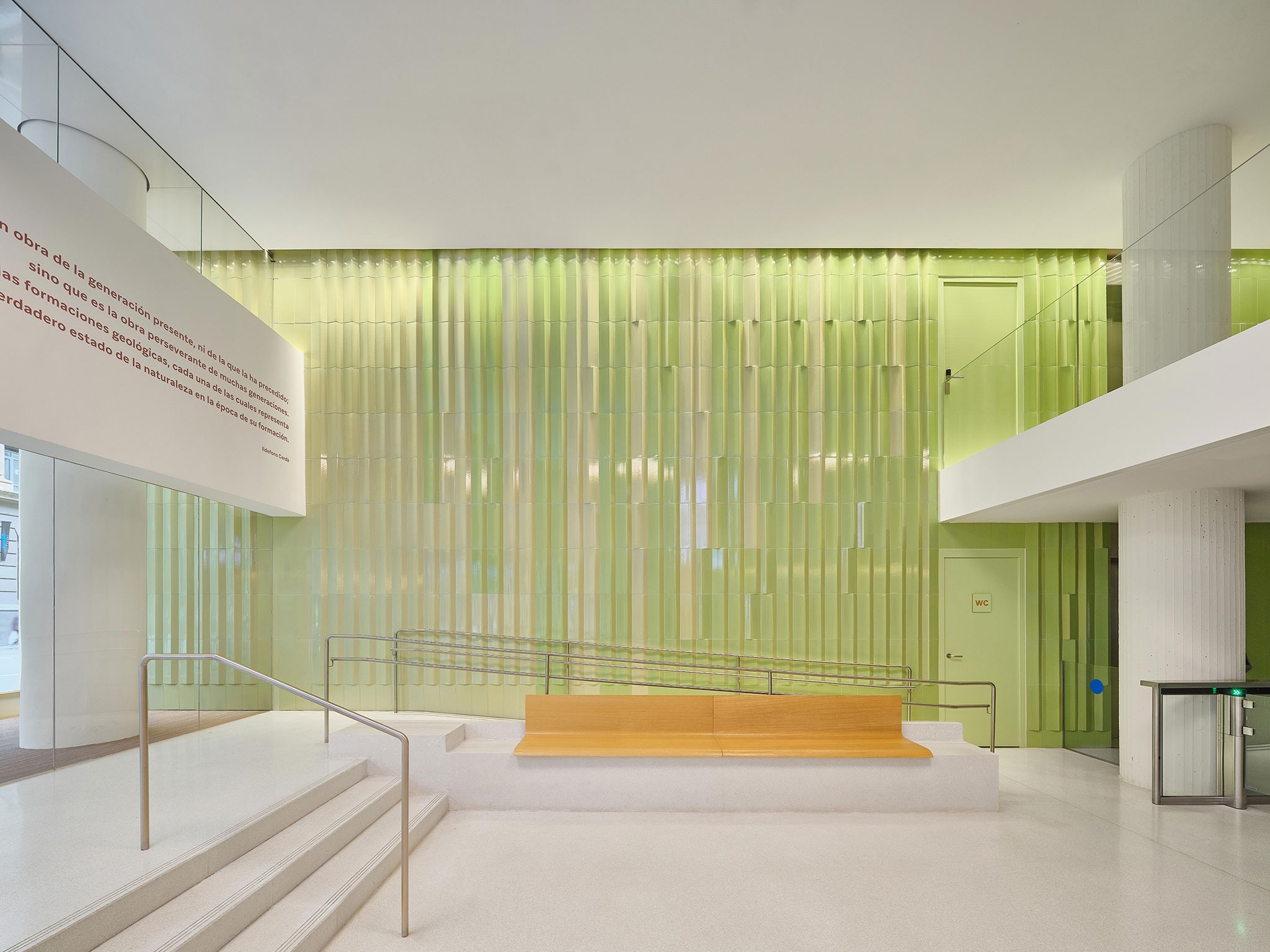 Reforma del edificio Aribau195 por scob. Fotografía por Adrià Goula.