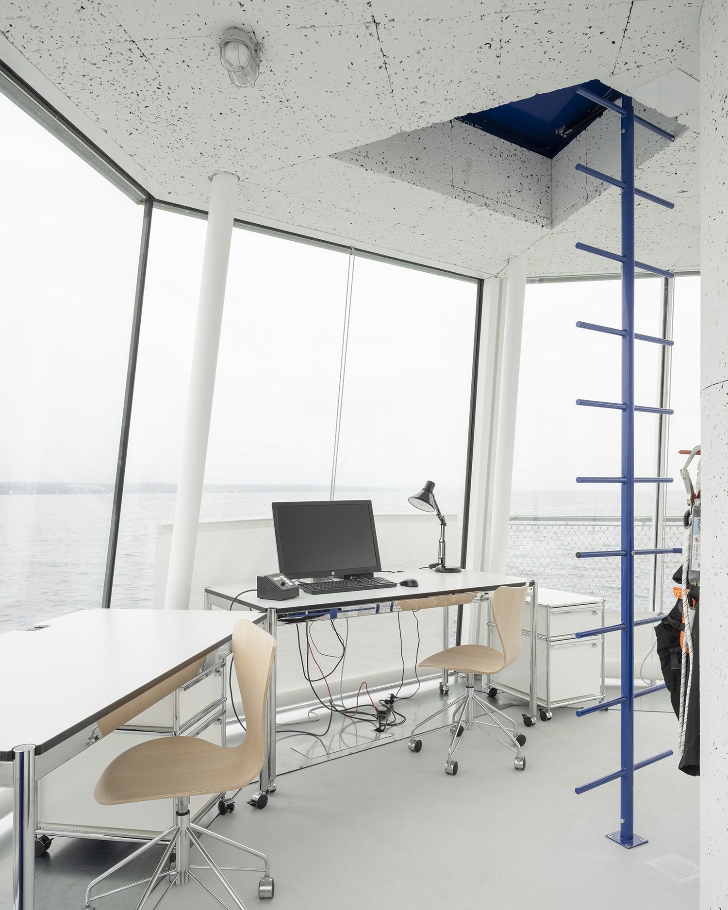 Phare por Bureau. Fotografía por Dylan Perrenoud.  