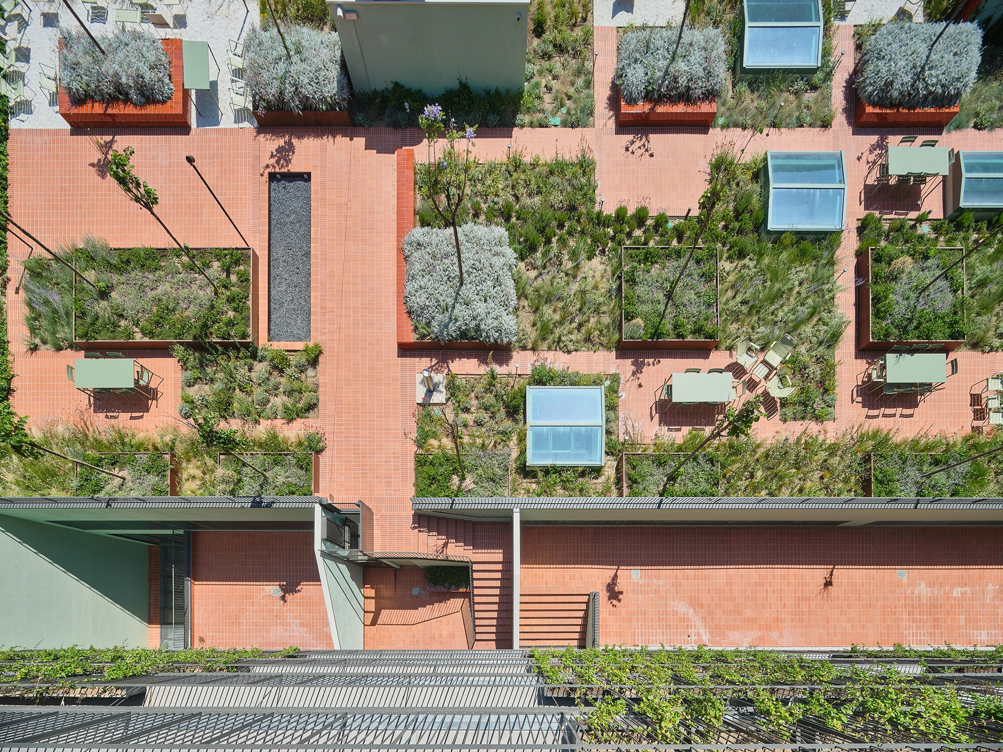 Reforma del edificio Aribau195 por scob. Fotografía por Adrià Goula.