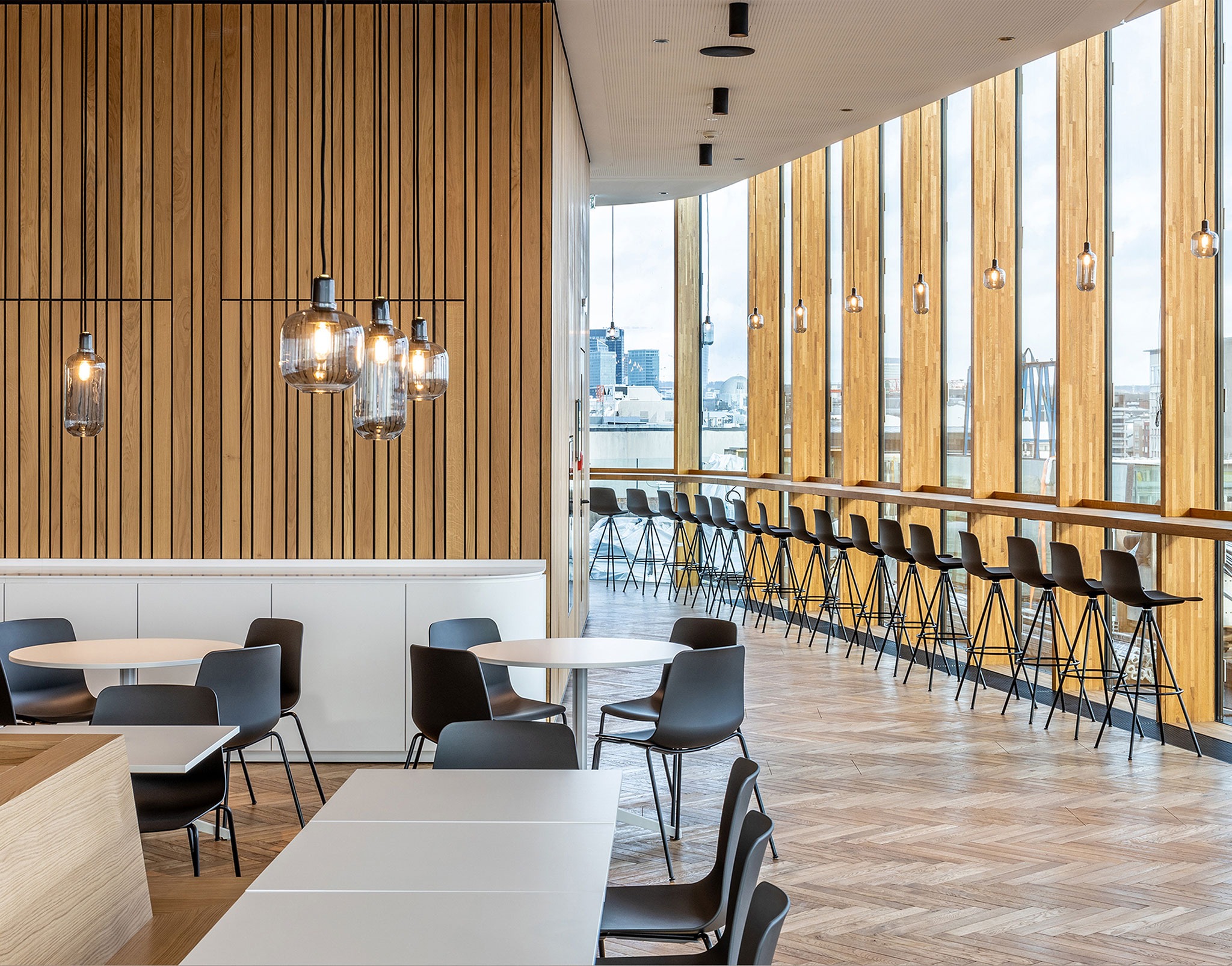 «Post Headquarters - Helix» por Metaform. Fotografía por Simon Menges y Nino Tugushi.