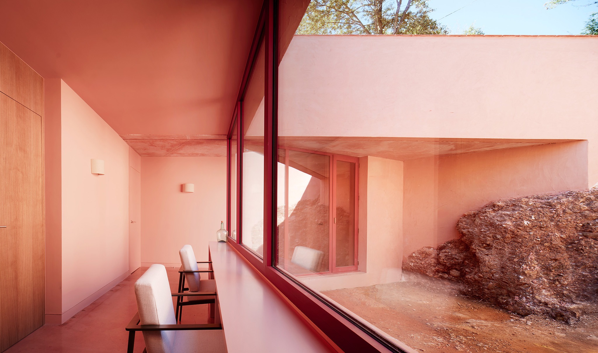 "Casa Sota la Mola" by Twobo. Photograph by José Hevia.