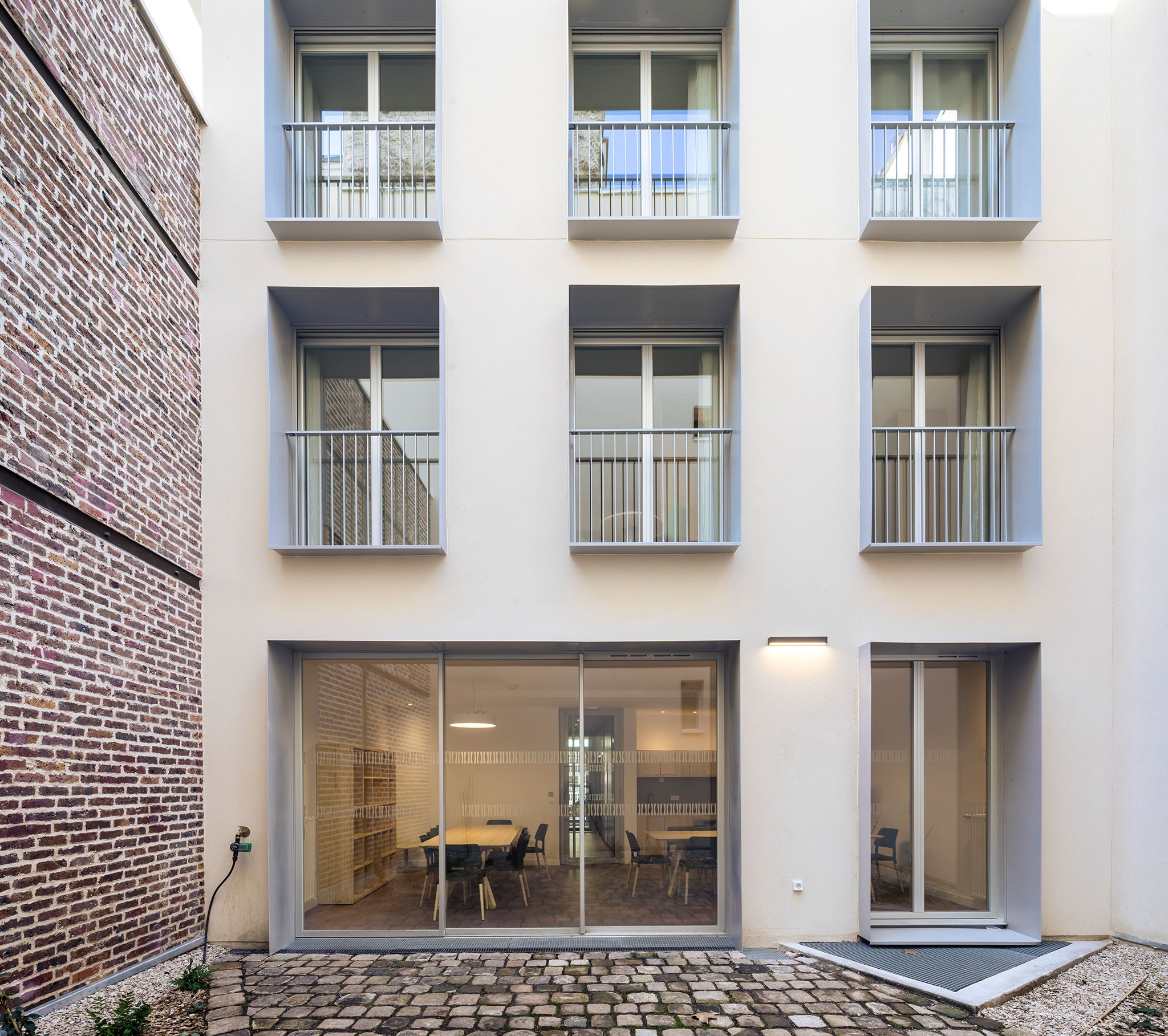 "La Pension de famille des Apennins" by CQFD Architecture. Photograph by Sergio Grazia.