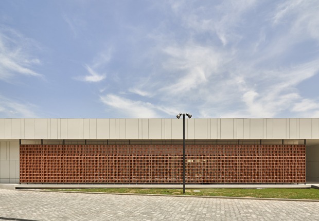 Edificio para ECYL y SEPE por Marcos Rico Arquitectos. Fotografía por Javier Bravo