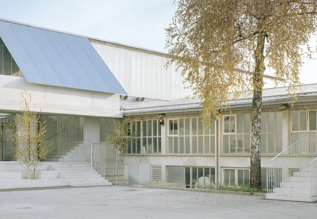 Temporary Spaces for Slovenian National Theatre Drama by Vidic Grohar Arhitekti. Photograph by Maxime Delvaux