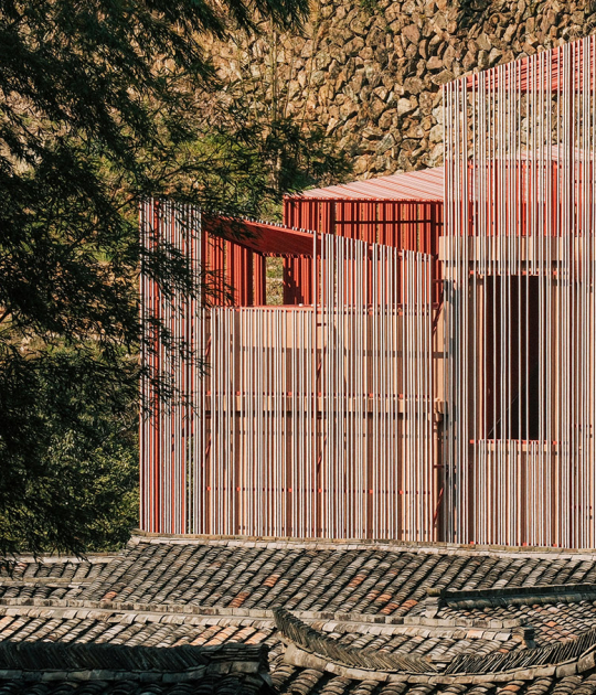 A delicate interplay between lightness and weight. Songzhuang Z Museum by Team_BLDG. Photograph by Jonathan Leijonhufvud