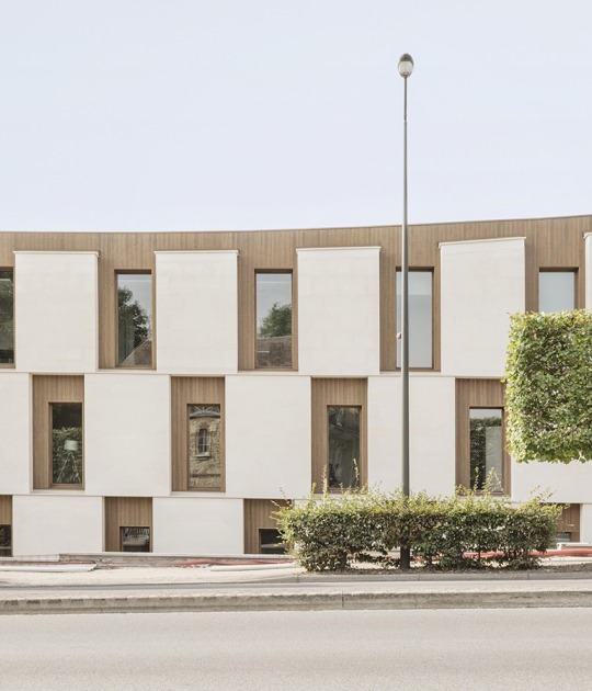 Escuela de Diseño iXcampus por SAME. Fotografía por Schnepp Renou