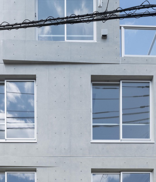 Escenario Meguro Hanabusayama by Ryuichi Sasaki Architecture. Photography by Takumi Ota Photography