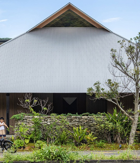 Casa Amami por Sakai Architects. Fotografía por Toshihisa Ishii