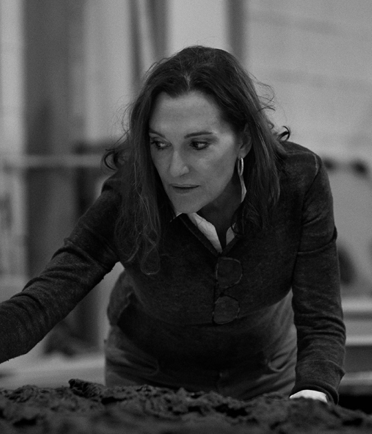 Cristina Iglesias. Photograph by José Luis López Zubiria. Image courtesy of Royal Academy