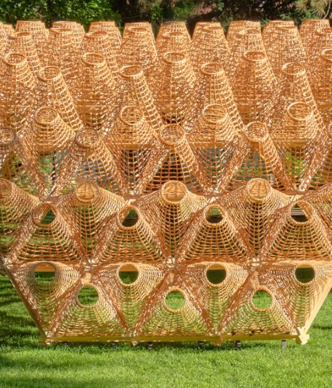 Pabellón Wicker por DJA. Fotografía por Eriks Bozis