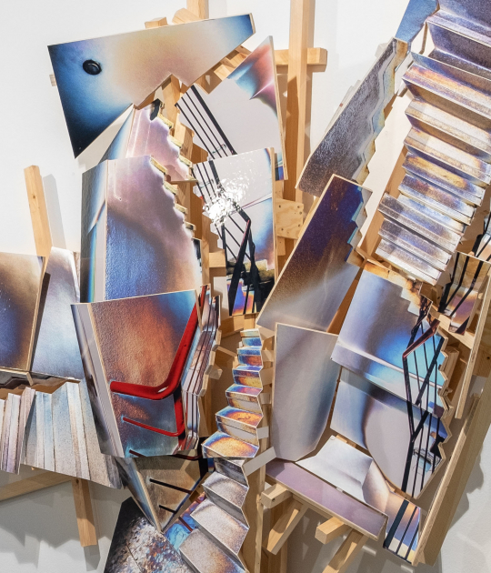 Room view. "Surface variations" by Isidro Blasco. Photograph by Frederic Ramirez