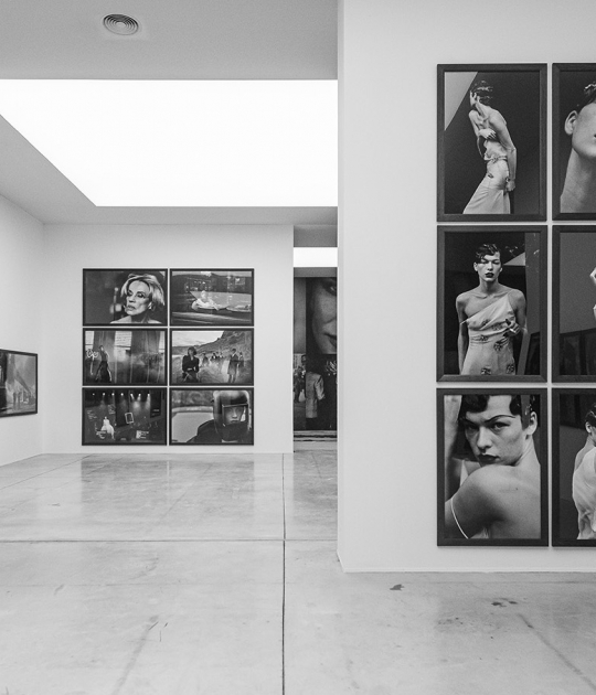 Peter Lindbergh, Historias no contadas. Exposición en A Coruña, España. Fotografía por Mathieu Ridelle