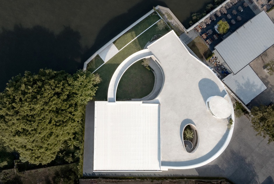 «The Rarin», un espacio para bodas por ASWA. Fotografía por SkyGround
