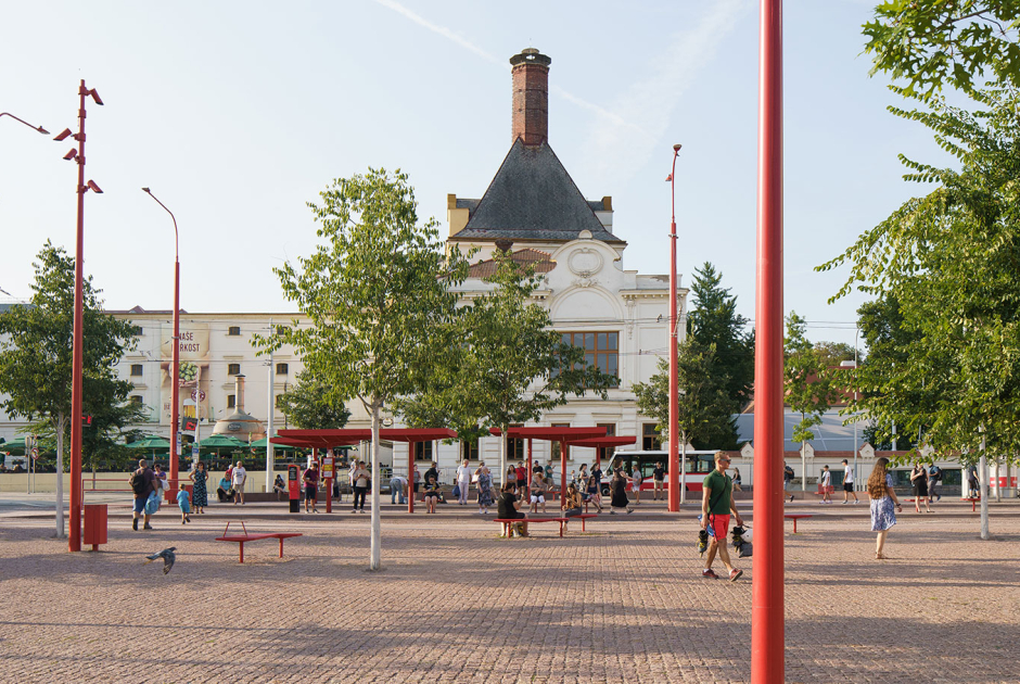 Transformation of Mendel Square by CHYBIK + KRISTOF and dílna. Photography by Alex Shoots Buildings