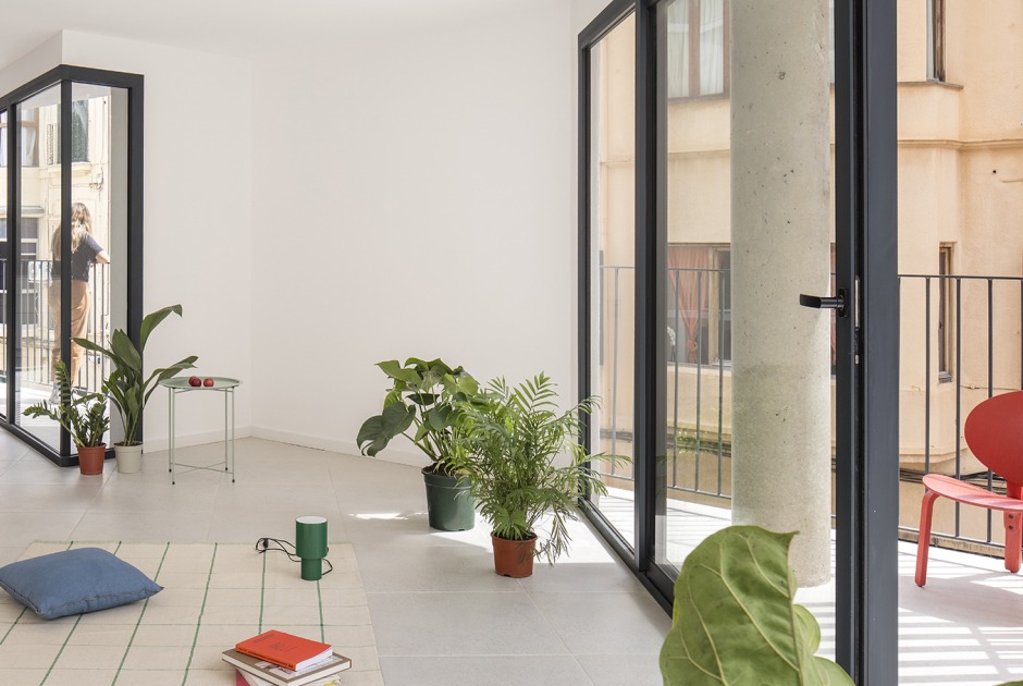 Foners, diez viviendas en Palma de Mallorca por gon architects. Fotografía por Imagen Subliminal (Rocío Romero + Miguel de Guzmán)