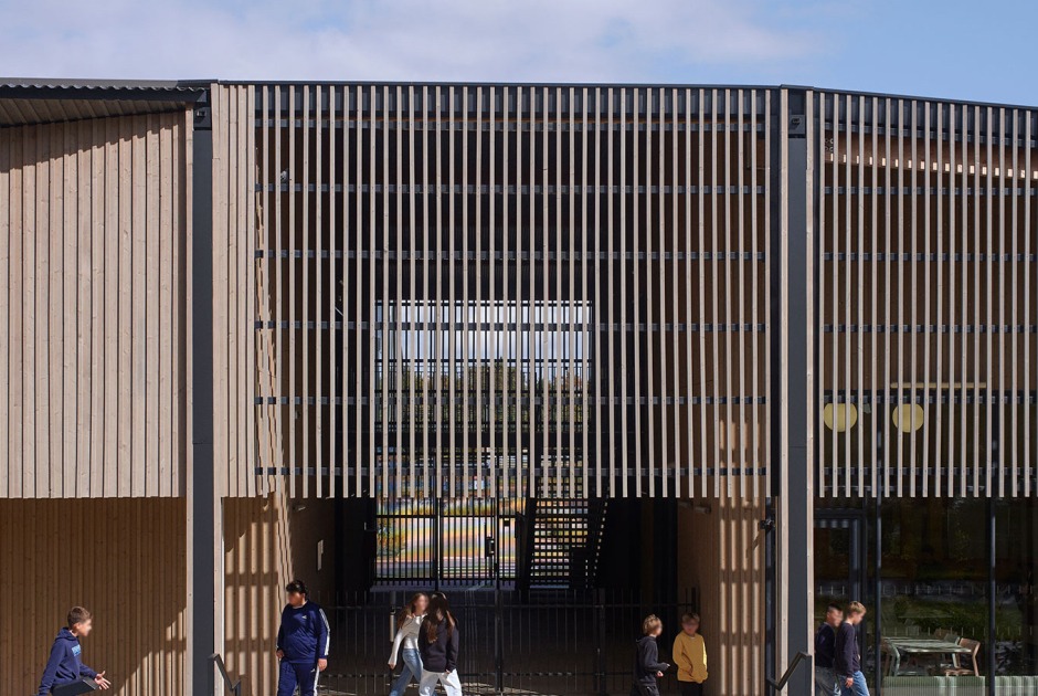 Robert Badinter Secondary School by Coldefy. Photograph by Julien Lanoo