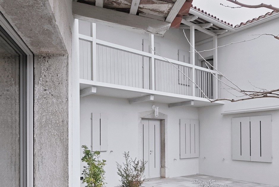 Avber House by OFIS arhitekti. Photograph by Janez Martinčič