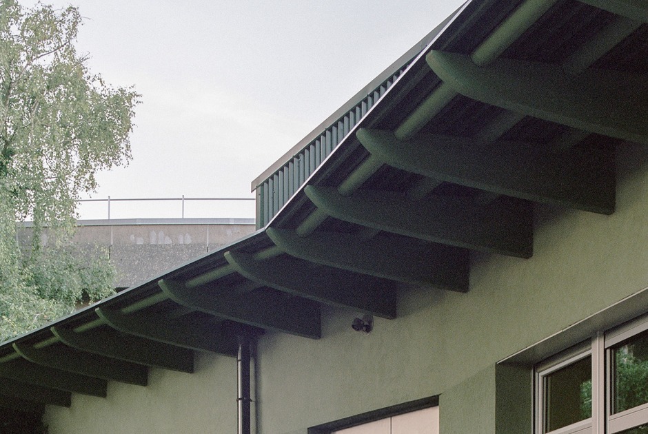 Escuela Primaria de Nanteuil por Boman. Fotografía por Antoine Séguin