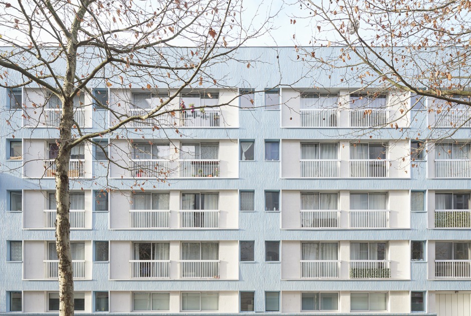 Thermal rehabilitation of a 49-unit apartment building by graal. Photograph by Giaime Meloni