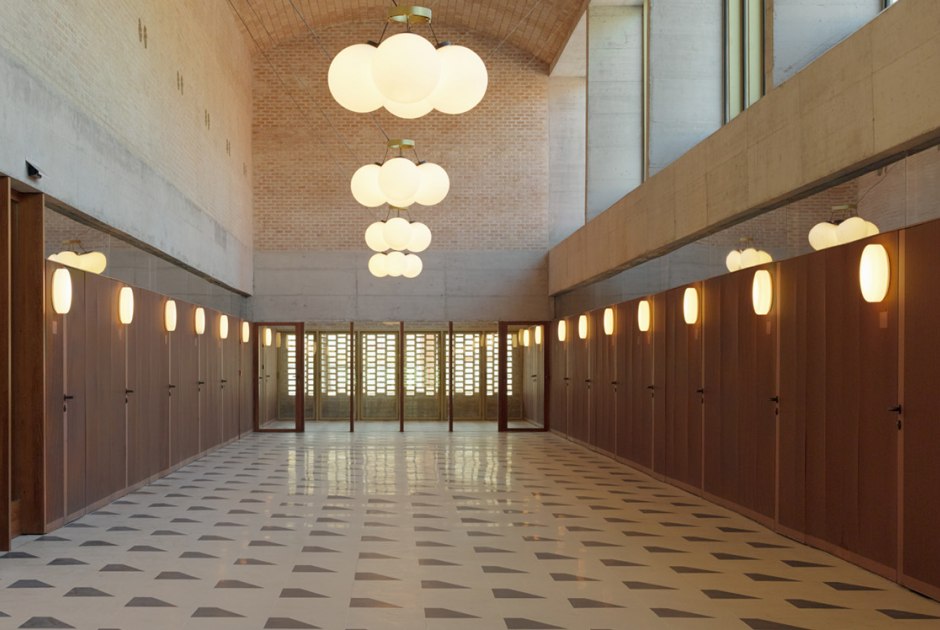Cap Cotet por BAAS arquitectura, AIS. Fotografía por Gregori Civera Cap Cotet por BAAS arquitectura, AIS. Fotografía por Gregori Civera