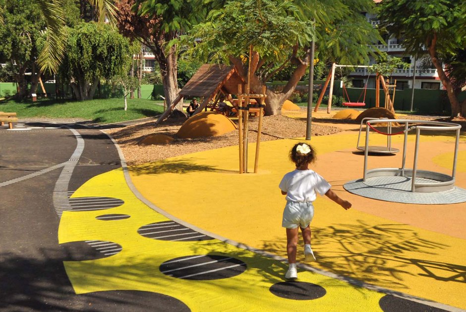 Inclusive Park, El Laurel by Jiménez Bazán Arquitectos. Photograph by Roberto Bazán López