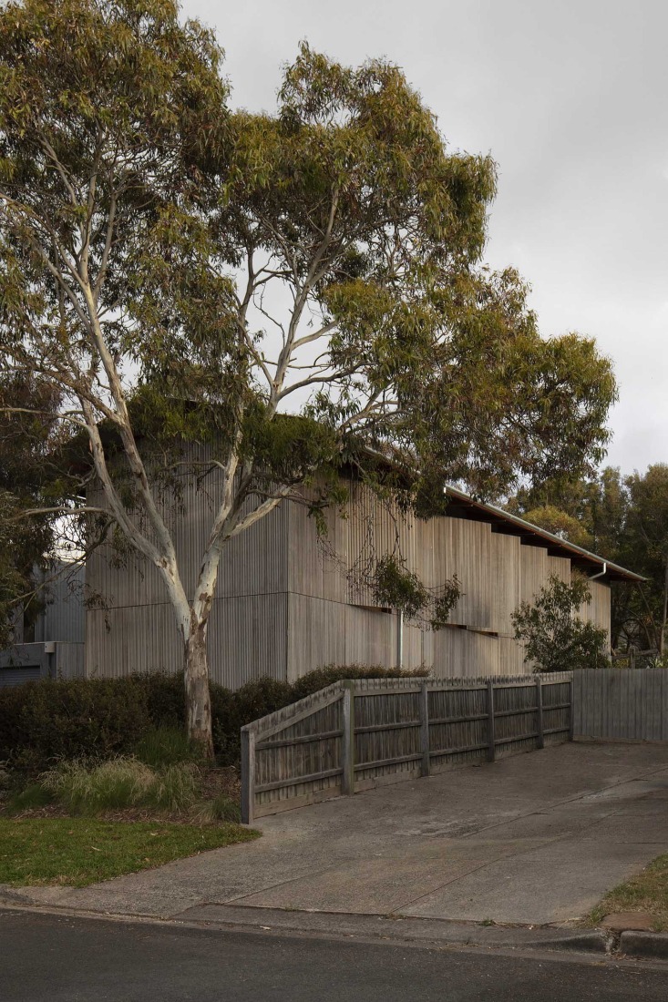 Jan Juc Studio by Eldridge Anderson Architects. Photograph by Ben Hosking.