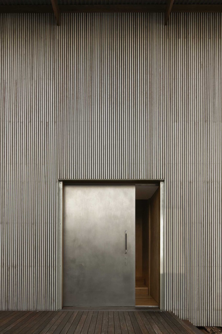 Jan Juc Studio by Eldridge Anderson Architects. Photograph by Ben Hosking.
