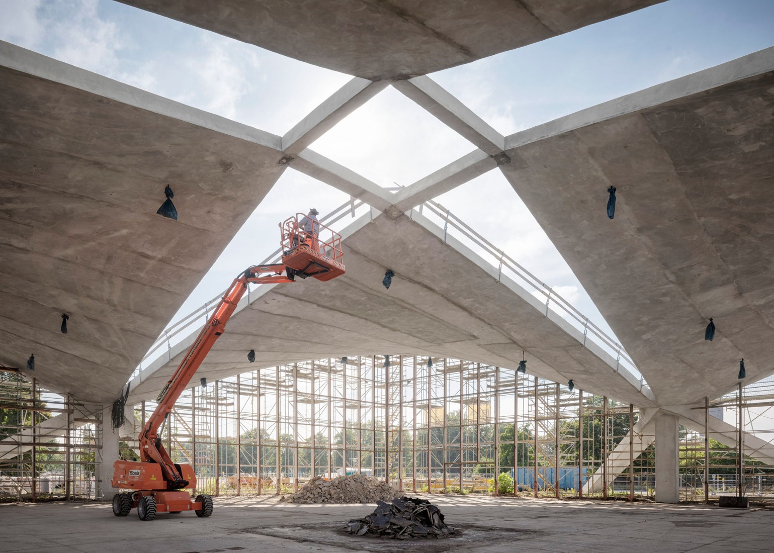 Hyparschale Magdeburg renovation by gmp Architekten. Photograph by Marcus Bredt.