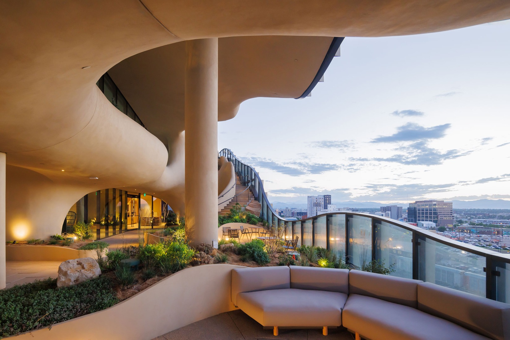 «One River North» por Ma Yansong/MAD Architects. Fotografía por Iwan Baan.