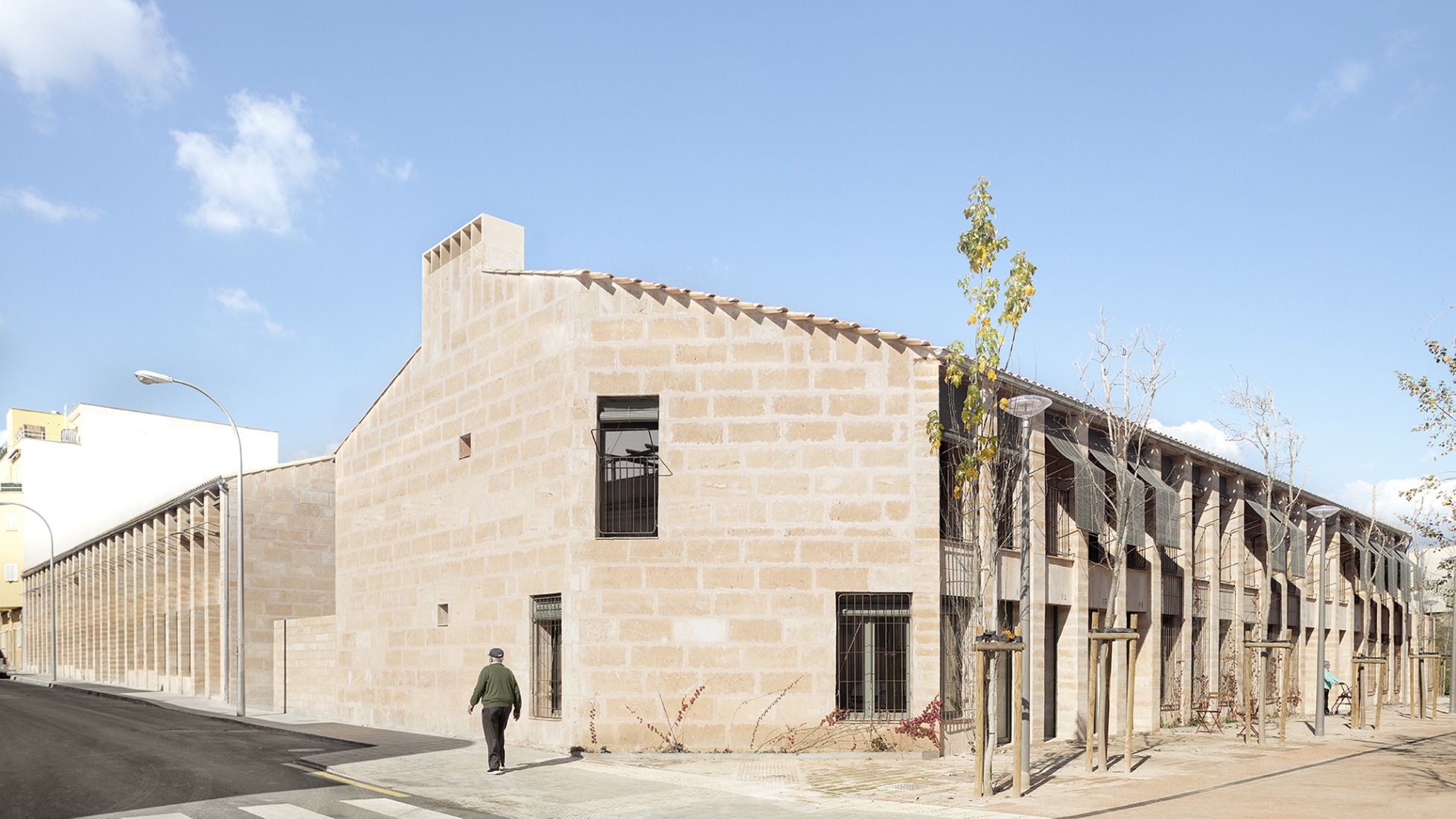 Salvador Espiru 37, 19 Social Housing Units. Palma, Mallorca, 2018-2021. Photo courtesy of El Croquis, Photography by Milena Villalba.